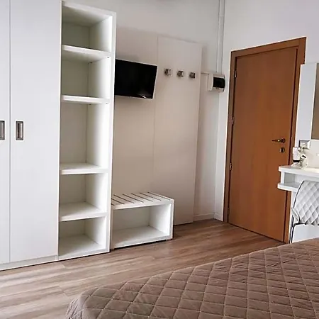 Continental Hotel 3*